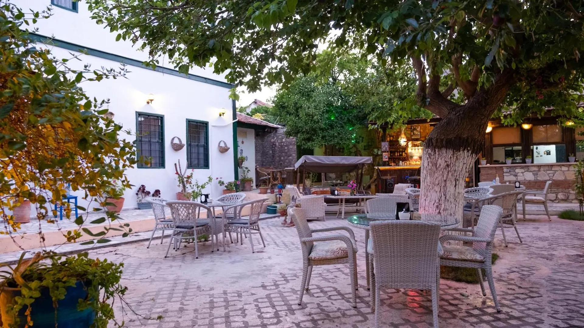 Garden Palace Boutique Hotel Kuşadası 2*,  Türkiye