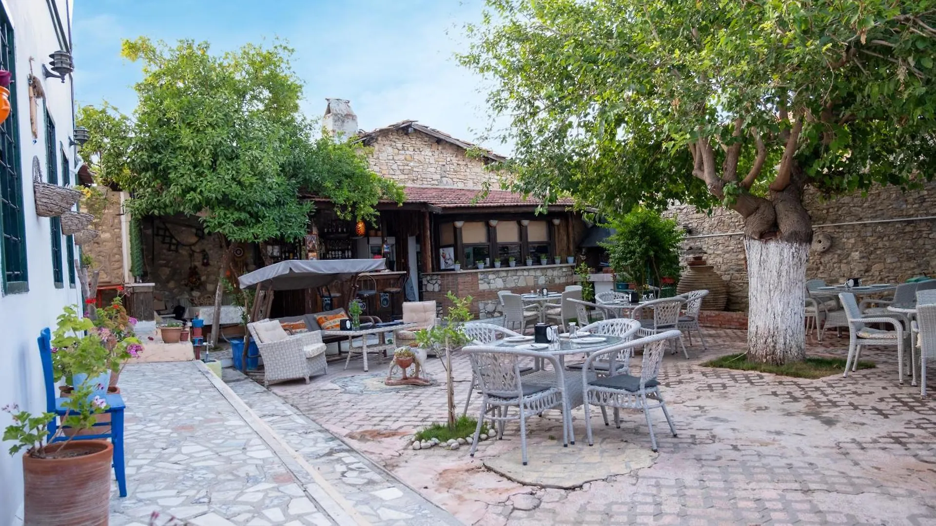 Garden Palace Boutique Hotel Kuşadası 2*,