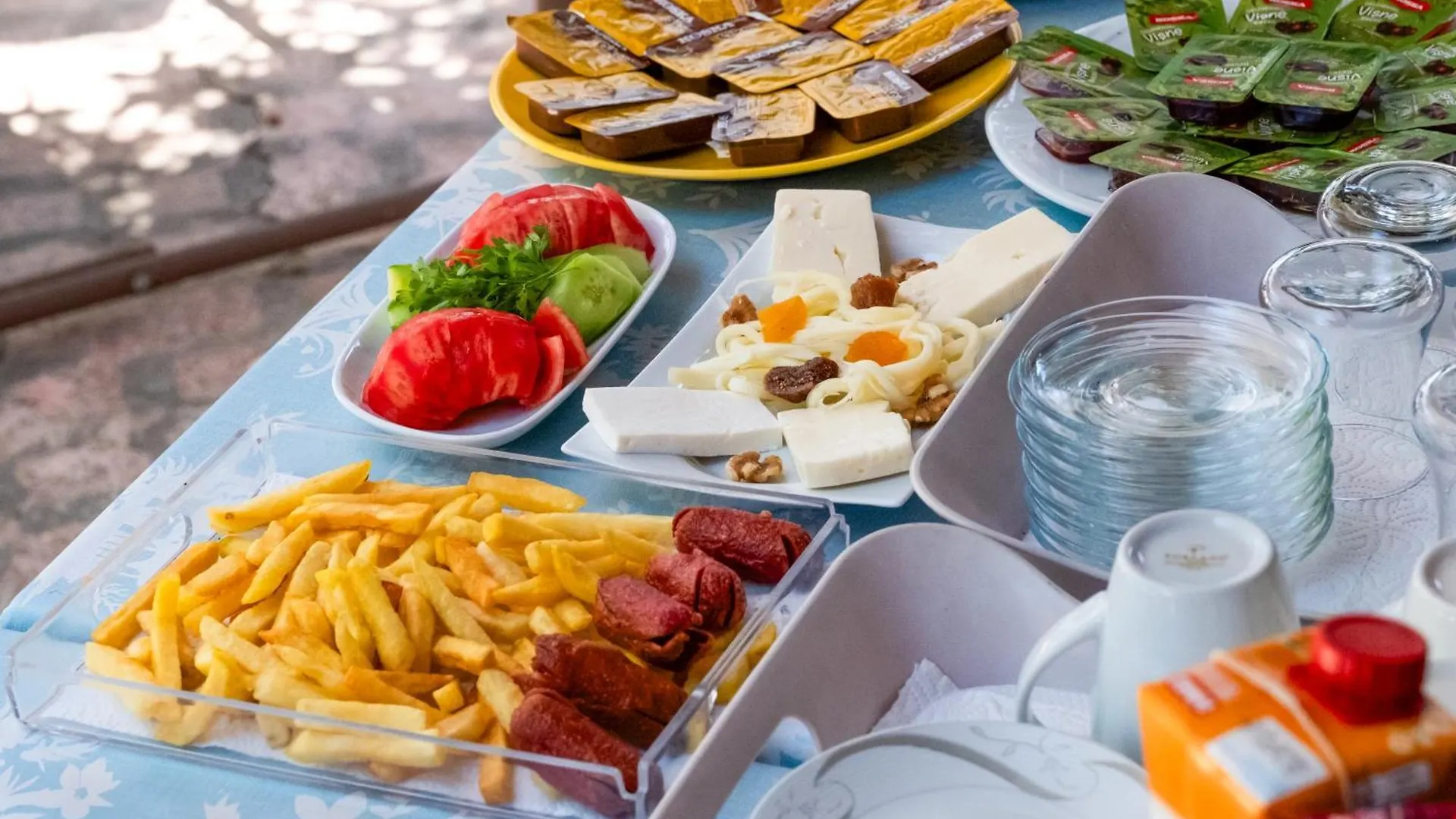 Garden Palace Boutique Hotel Kuşadası 2*,